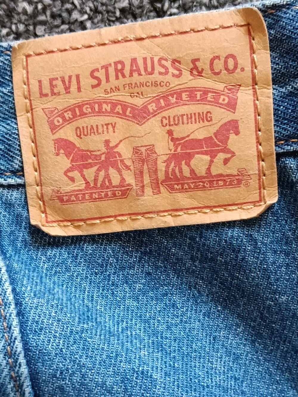 Y2K Levis Womens Size 26, '94 Baggy Blue Denim Jeans, Medium Wash - Picture 12 of 14
